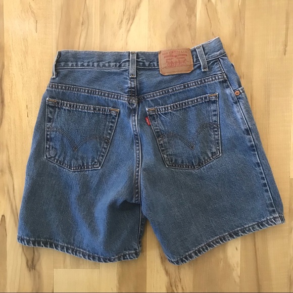 Levi's Pants - Vintage Levi's Mom Jean Shorts Size 8 High Rise
